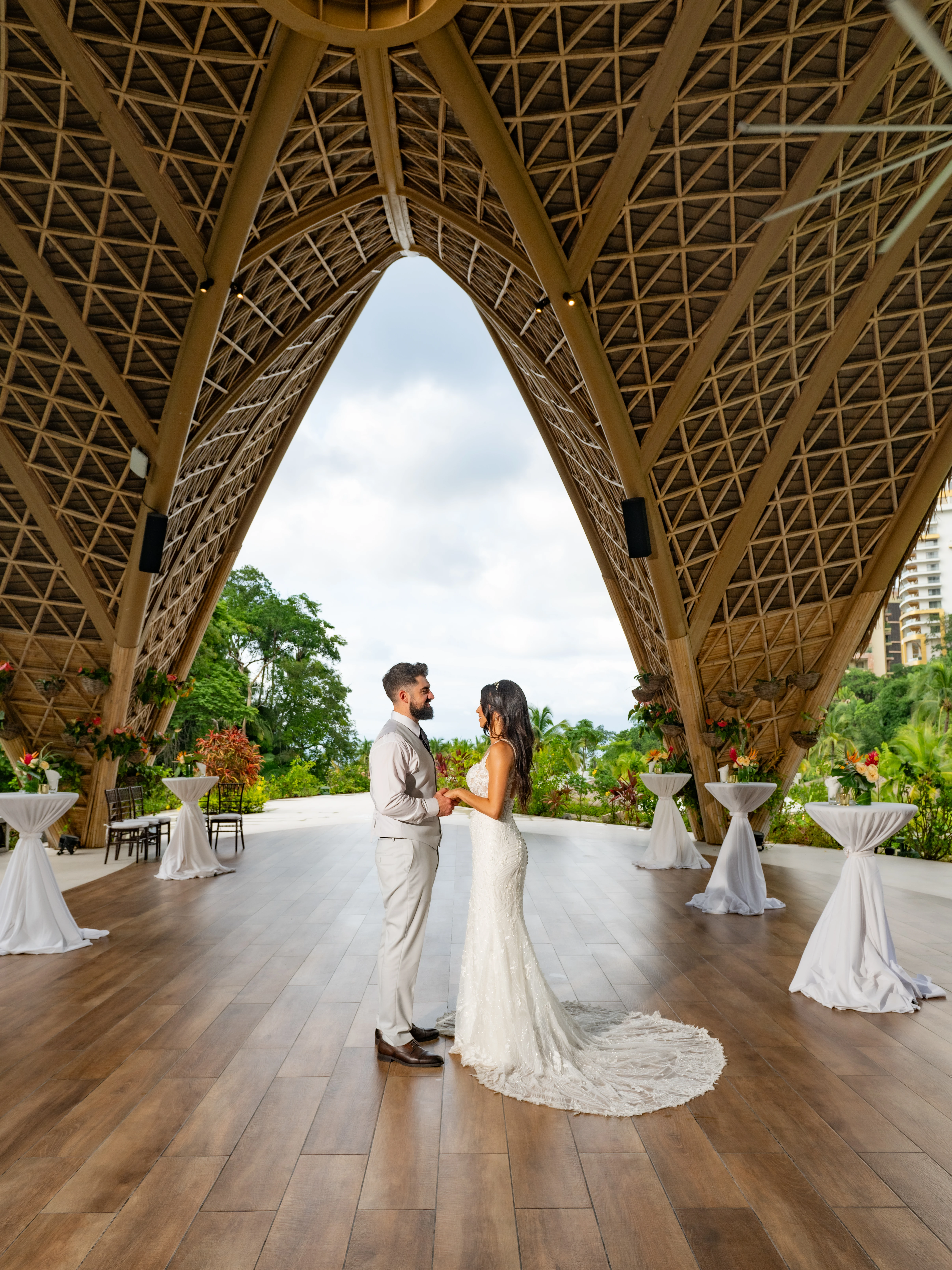 Luxury weddings in Puerto Vallarta by Tafer Resorts