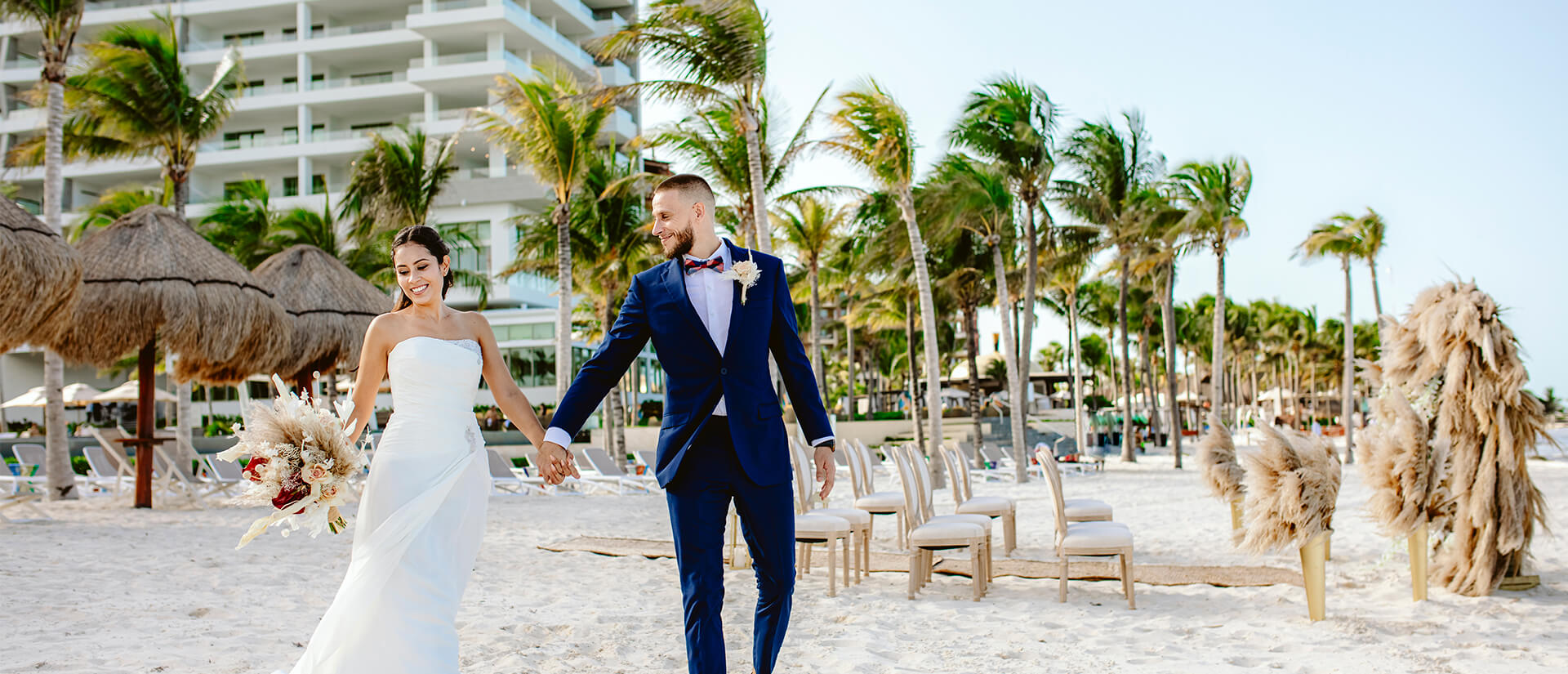 Wedding couple at Garza Blanca Cancun